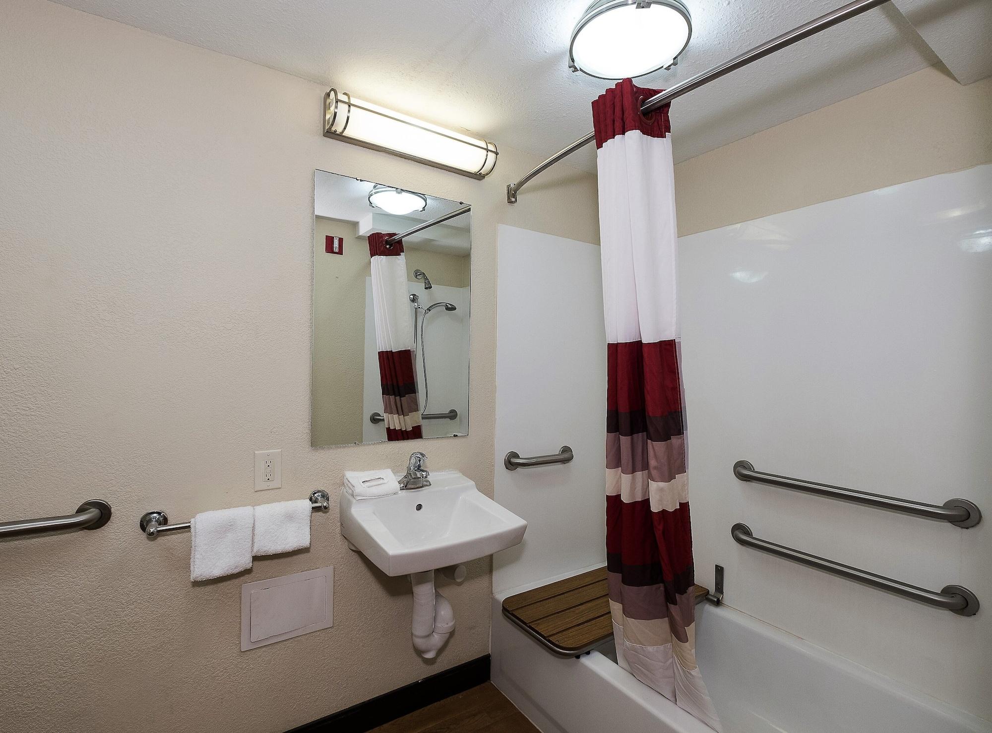 Red Roof Inn Columbus East- Reynoldsburg Brice Екстериор снимка
