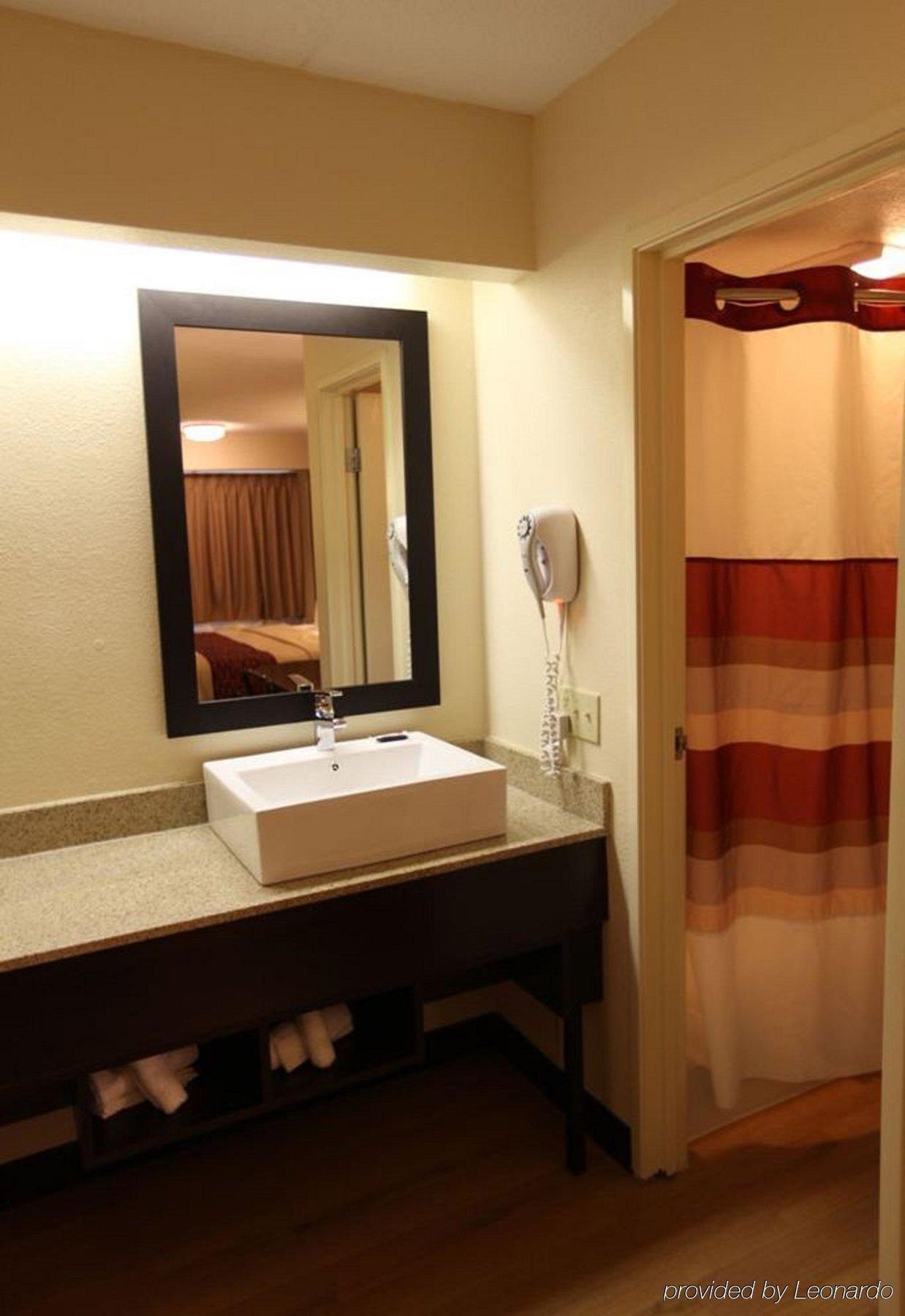 Red Roof Inn Columbus East- Reynoldsburg Brice Екстериор снимка